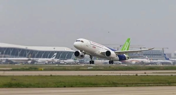 兩架C919客機(jī)分別在滬陜試飛 103架機(jī)開始總裝