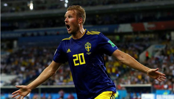 世界杯-克罗斯读秒绝杀赎罪 10人德国2-1逆转瑞典