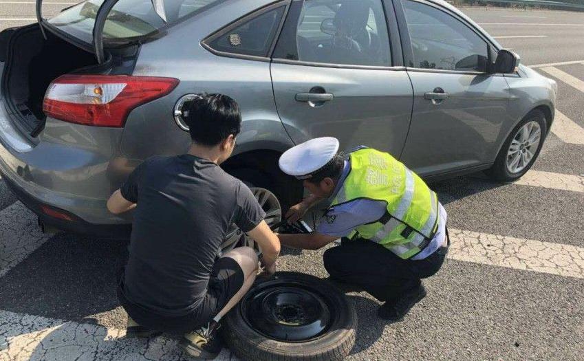 渭南持續(xù)高溫4天3車(chē)爆胎 交警:出行前要看胎壓