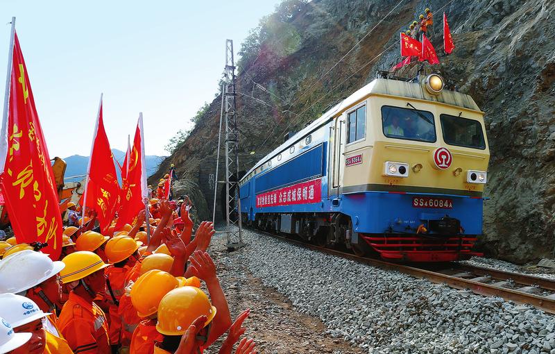 中斷行車16天 寶成鐵路勝利搶通全線恢復(fù)通車