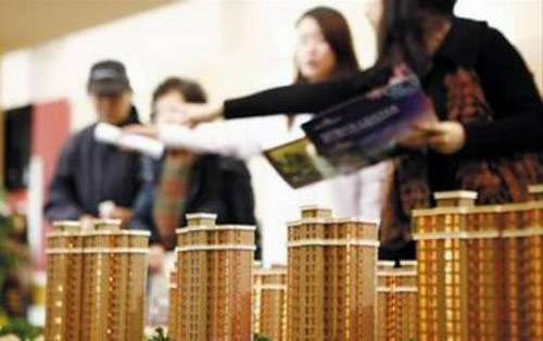 房地产市场发展述评:莫让三四线城市房地产市场成新风险聚集地