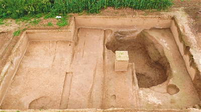 周原遗址考古发现交通要道宽8米 能3辆马车并排行