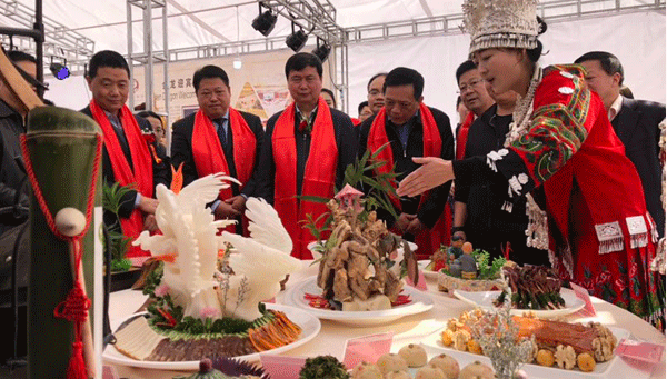 汉中市首届美食节暨第五届陕菜烹饪技术大赛开赛