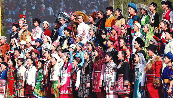 古柏千叢迎赤子 心香一炷祭軒轅 ——己亥年清明公祭軒轅黃帝典禮掠影