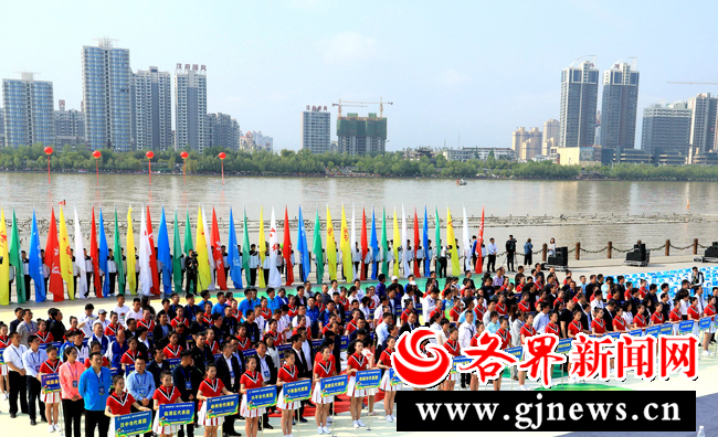 　陕西省第二届全民健身运动会开幕式现场。崔建荣 摄