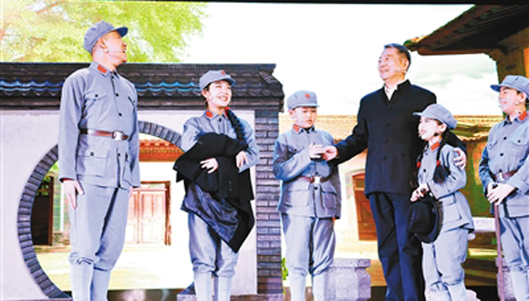 紅色題材舞臺劇《送你去延安》西安首演