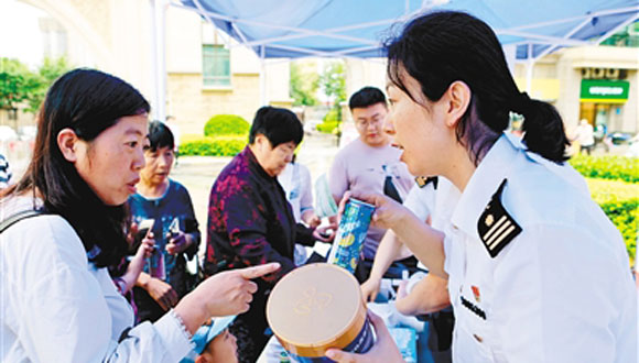 西安海关人员教您如何辨别正常途径进口的海淘代购食品