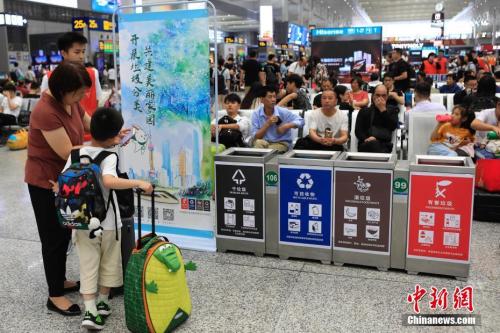 垃圾分類催生新職業(yè)、新商機(jī) 有人已靠它月入萬元