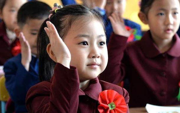 身高標(biāo)準(zhǔn)剝奪大批孩子福利 按年齡劃分盼寫入未保法