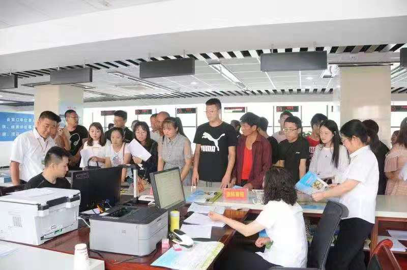 吴起:“全覆盖”教育扶贫体系建立 孩子上学不用家长掏腰包
