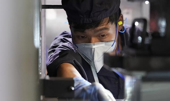 西安：职业技能竞赛引入硬科技项目