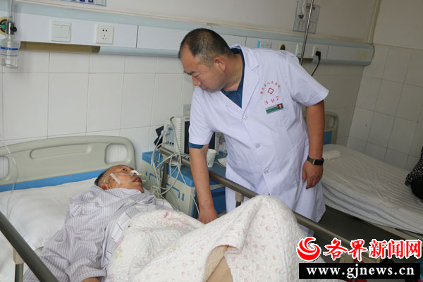 黄龙县政协委员焦培哲：90%的病人在县医院就诊