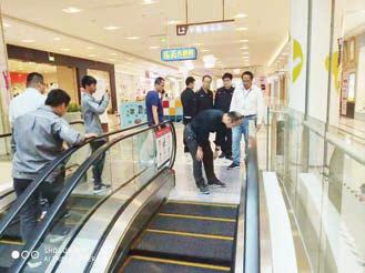 灞橋區(qū)市場監(jiān)管局多措并舉為群眾安全保駕護航