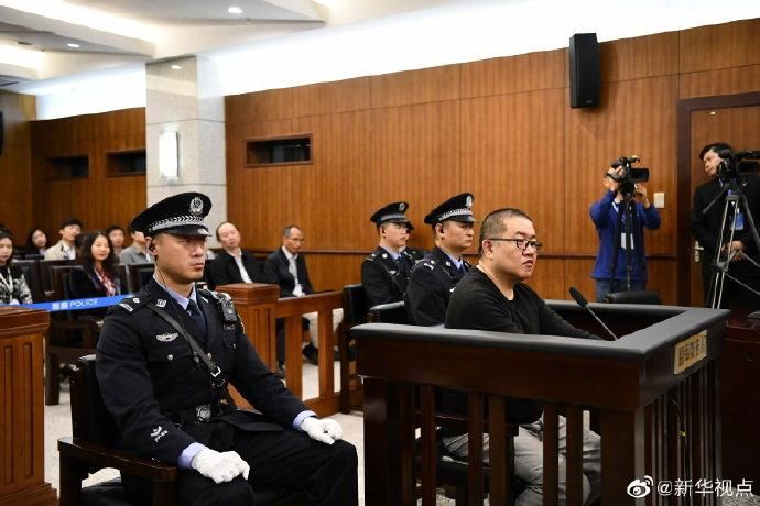 孫小果再審案件開庭審理 孫小果出獄后涉黑犯罪被提起公訴 19名涉案公職人員和重要關系人被移送審查起訴