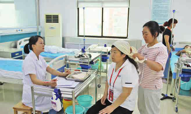 养老护理员新国标振奋人心 “梦开始的地方多了光和热”