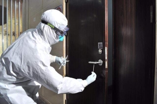 新型冠状病毒踪迹首次在门把手上被发现！警惕：这些环境易被污染