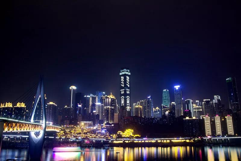 中國夜間經(jīng)濟(jì)地圖又“亮起來”