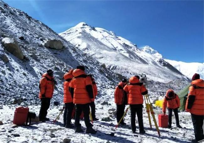 2020珠峰高程测量登山队出征！