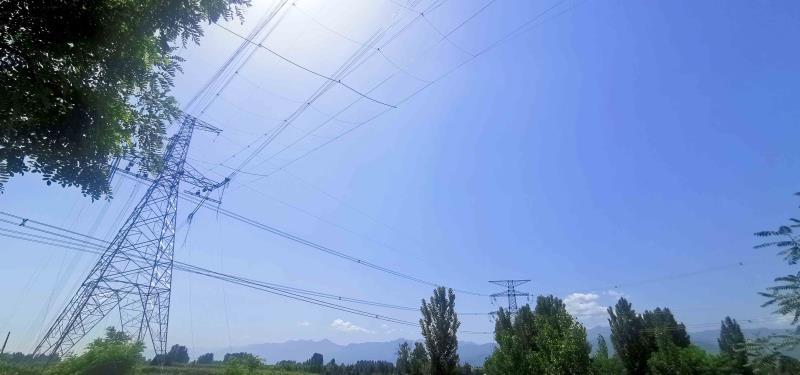 陜西關(guān)中750千伏雙環(huán)網(wǎng)全線貫通