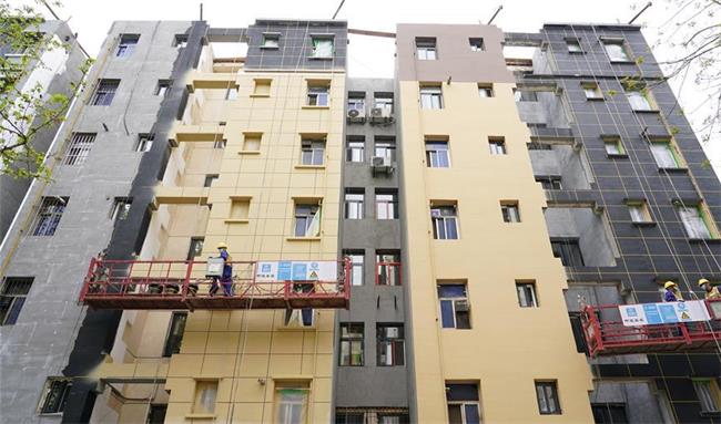 <font color='DA0000'>努力让群众看到变化得到实惠——落实全国两会精神持续保障和改善民生述评</font>