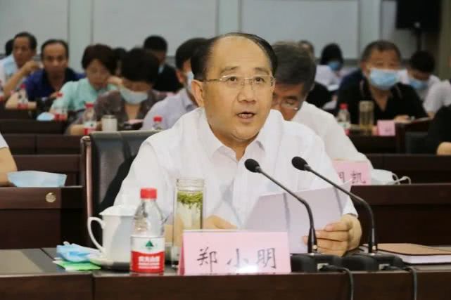 鄭小明在全省關(guān)工委系統(tǒng)學(xué)習(xí)貫徹省委省政府兩辦《通知》精神視頻會(huì)上的講話