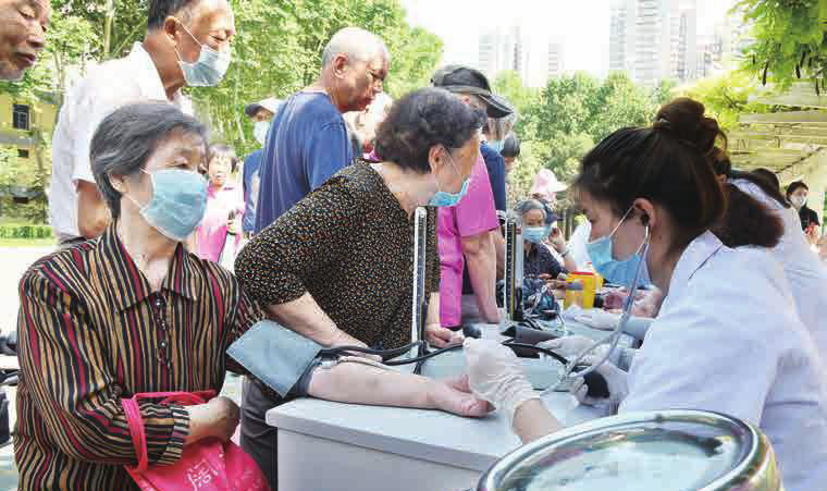 家门口的义诊 实打实的便利