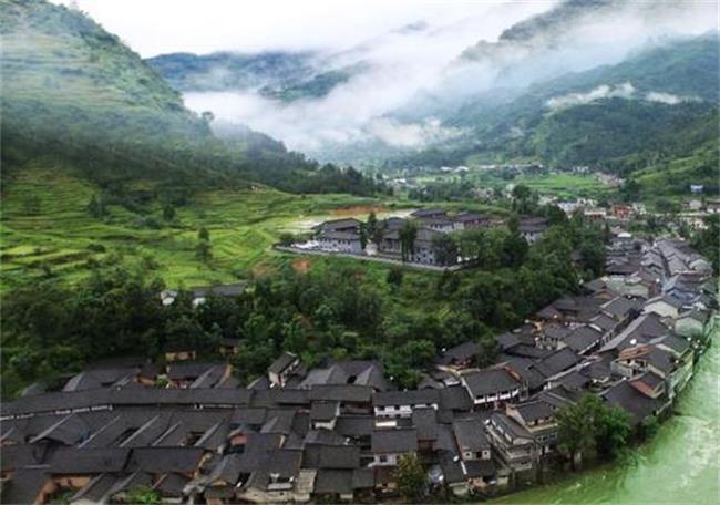 青木川，一个最有故事最有味道的古镇