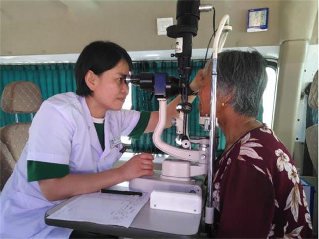 靖邊健康扶貧護(hù)航幸福生活