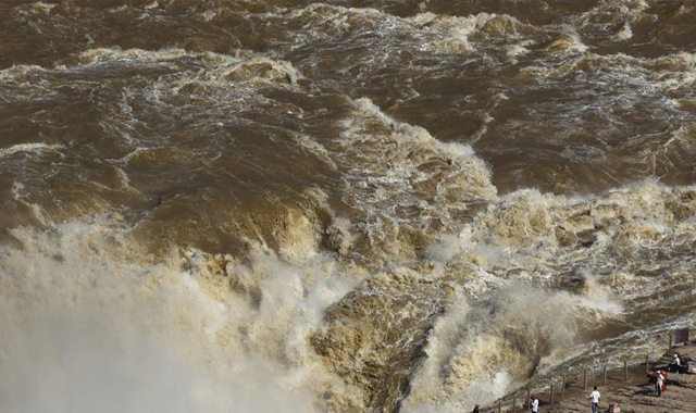 黄河壶口瀑布迎来汛期 再现壮美瀑布群