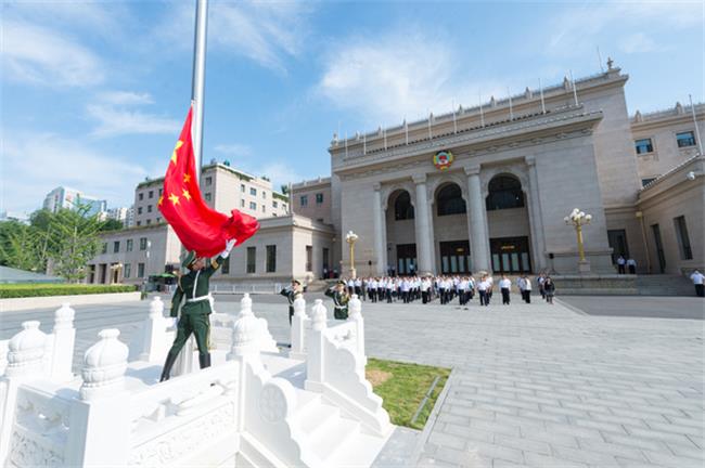 全国政协机关举行升国旗仪式 李斌出席