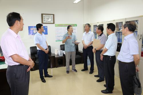 寶雞市政協(xié)視察公共衛(wèi)生服務(wù)體系建設(shè)工作