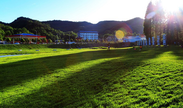 陕西宁强县：汉江源头的“天然氧吧”