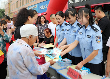 米脂县司法局党支部积极开展党员志愿服务宣传活动