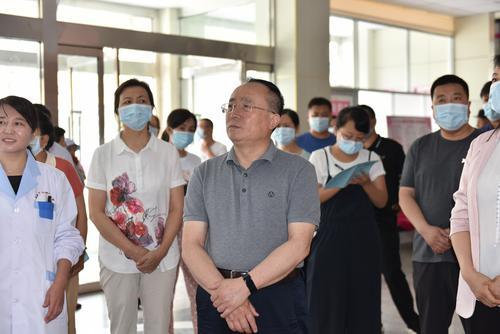 延安市政協(xié)開展公共衛(wèi)生服務(wù)體系建設(shè)專題調(diào)研