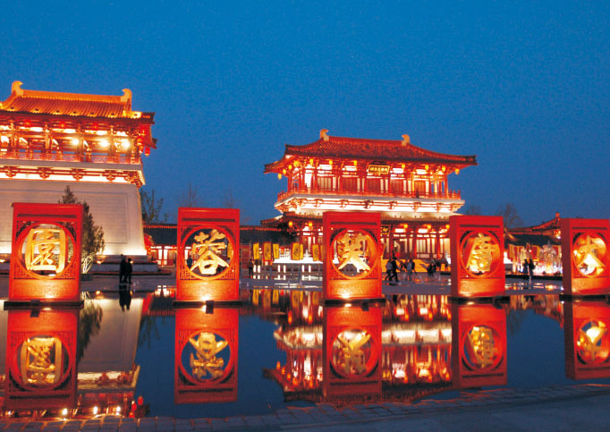 西安大唐芙蓉园昨起免费逛