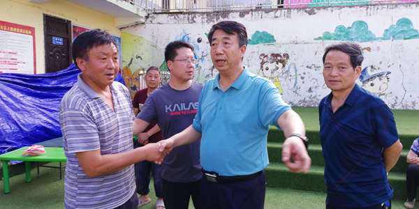 華州區(qū)政協(xié)情系受災(zāi)群眾