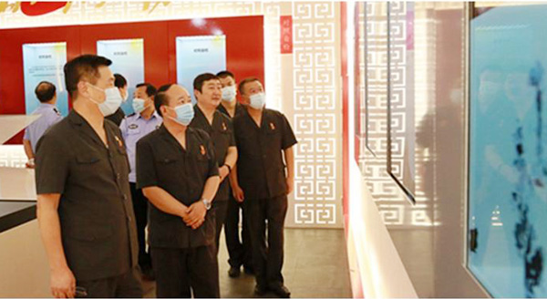 咸陽(yáng)中院組織黨員干警赴市民文化活動(dòng)中心開(kāi)展黨性教育體檢活動(dòng)