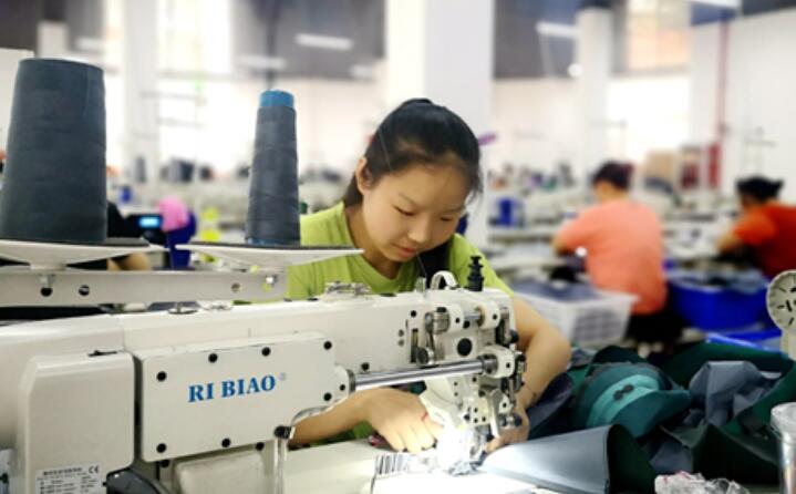 銅川印臺(tái)：移民搬遷讓貧困群眾換了“活法”