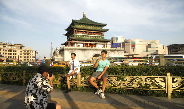 西安钟楼修缮后重新开放