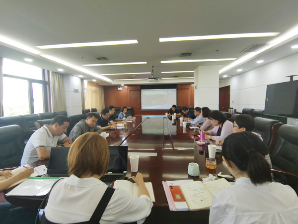 榆林市委老干部局傳達學(xué)習(xí)市委四屆九次全會精神