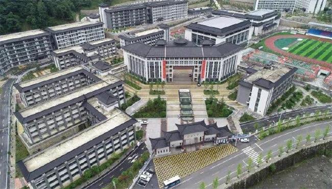 陕西镇安中学问题整改完成 9月1日正常开学