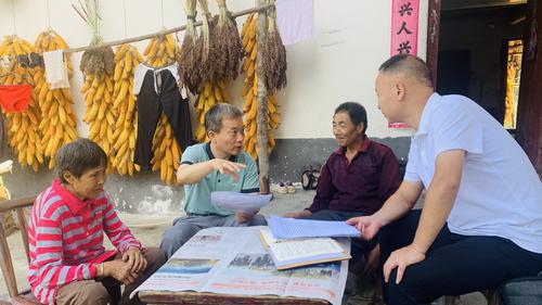 凝心聚力“對標(biāo)補(bǔ)短” 扎實(shí)做好脫貧攻堅(jiān)收官工作