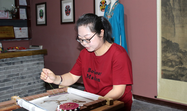 崔萌：让非遗文化融入现代人生活