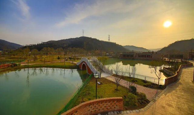 咸阳：夯实脱贫根基全面推动乡村振兴