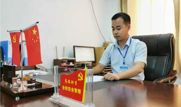 专栏 | 杨琨：踏踏实实创事业，勤勤恳恳做先锋（第5期）