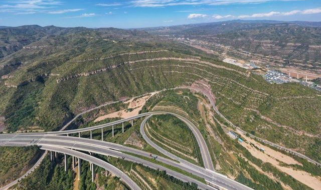 中国梦•黄河情 | 绿化晋陕峡谷：荒山秃坡已不见 一片绿意惹人怜