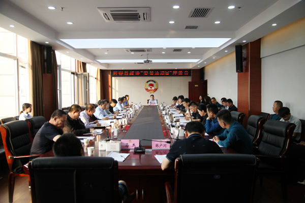 府谷縣政協(xié)組織開展首次“委員活動(dòng)日”座談會(huì)