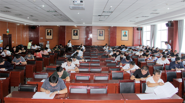 榆陽區(qū)深化“四學(xué)”鍛造扶貧“鐵軍”