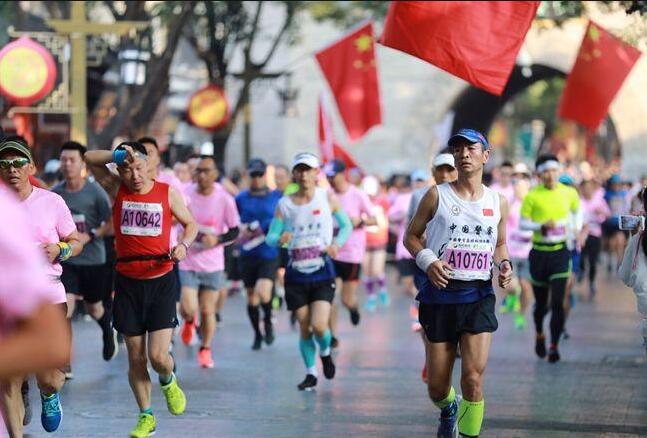 荣耀时刻！2019榆林国际马拉松赛荣获中国田径协会“银牌赛事”荣誉称号