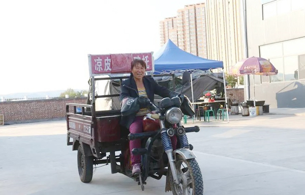 府谷縣脫貧戶蘇美榮的別樣中秋節(jié)